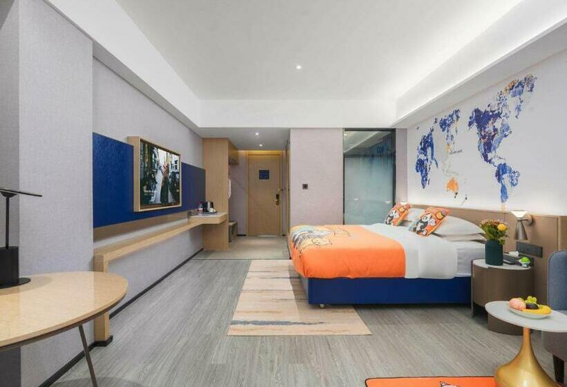 Family Suite, Kyriad Hotel Baoying Jinyuan Square High Speed Railway Station