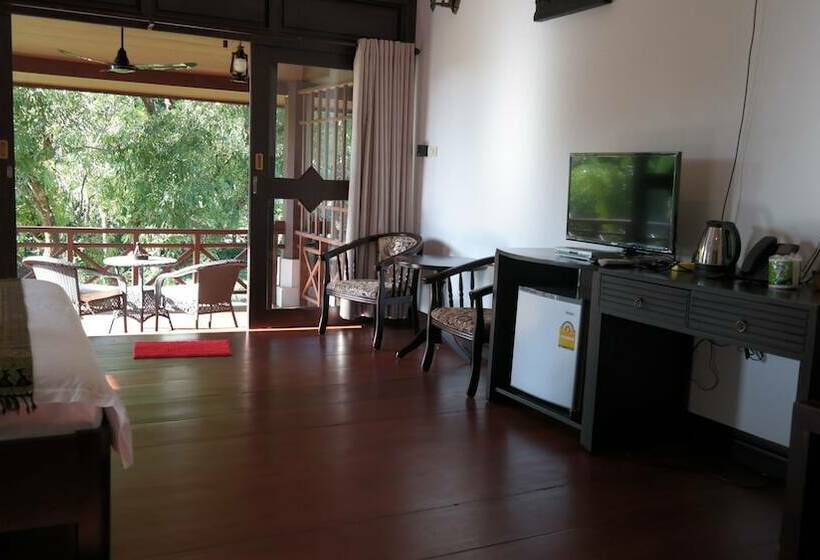 اتاق سوپریور, Phubachiang Golf & Resort Pakse