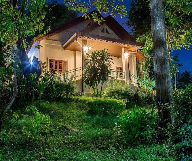 اتاق استاندارد, Phubachiang Golf & Resort Pakse