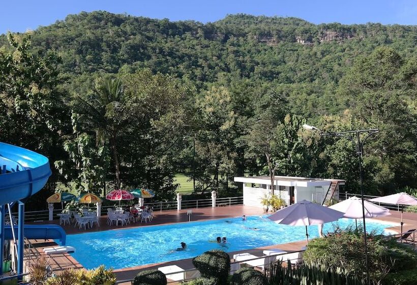 اتاق لوکس سه تخته, Phubachiang Golf & Resort Pakse