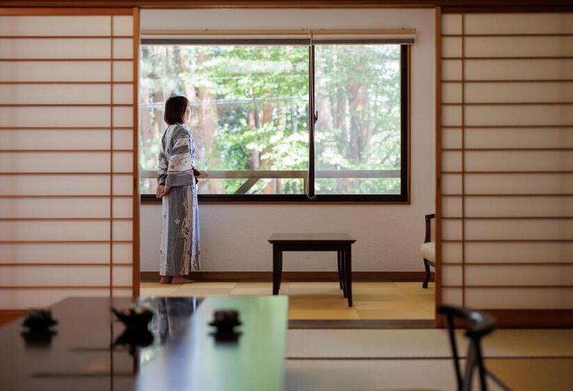 Номер Deluxe, Yamabuki
