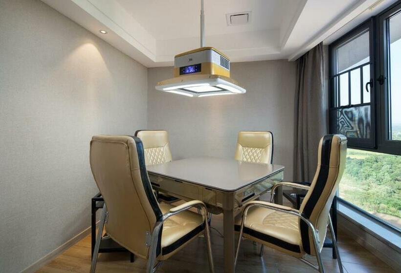 Люкс Повышенной Комфортности, Morning Hotel, Fengcheng High  Speed Railway Station