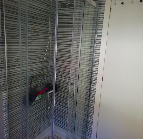 スタンダードルーム, Sul Lungo Lago Da Tatiana B&b