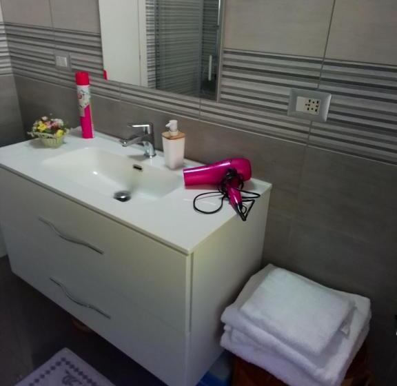 スタンダードルーム, Sul Lungo Lago Da Tatiana B&b