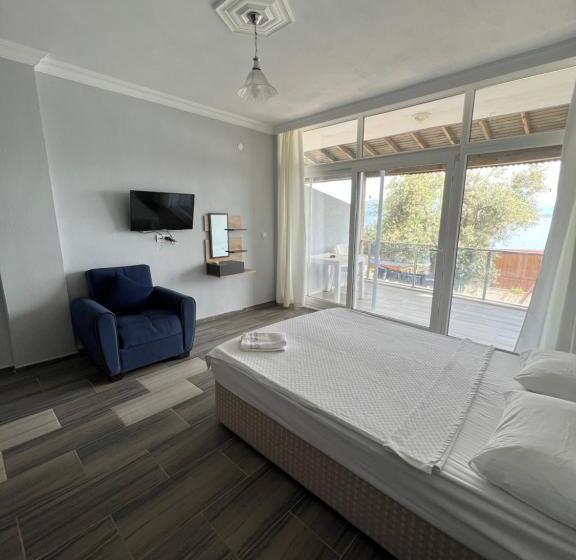 Номер Deluxe Вид на Море с Балконом, Yakabük Otel