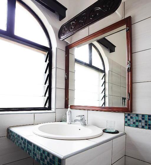 اتاق استاندارد با چشم‌انداز دریا, Coconut Beach Boutique   Apasio Lodges