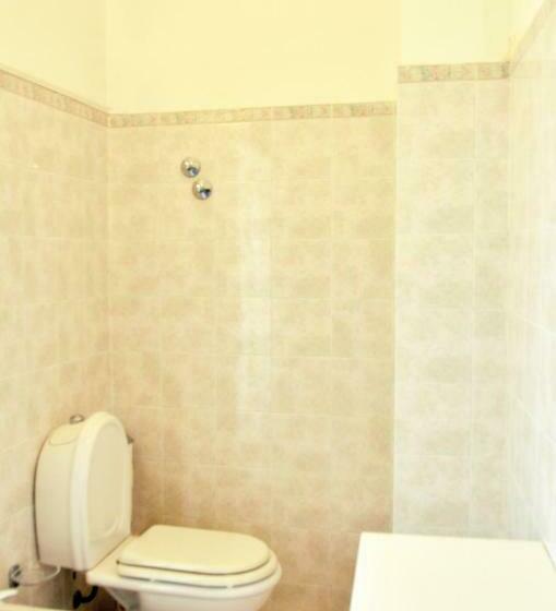 اتاق استاندارد سه نفره, B&b Gulliver