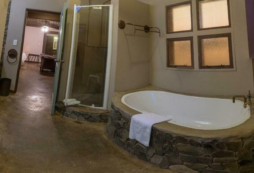 Номер Стандарт, Emoya Basotho Lodge