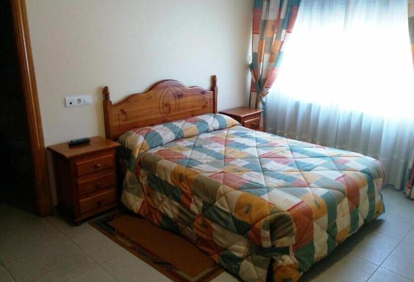 اتاق استاندارد, Hostal Carmen