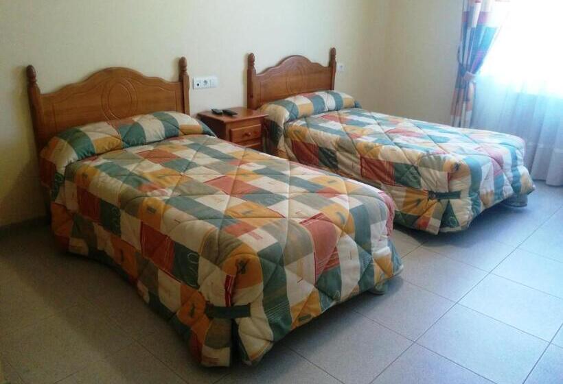 اتاق استاندارد, Hostal Carmen