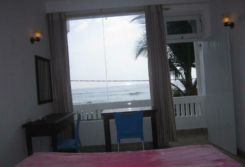 חדר דלוקס עם מרפסת נוף לים, White Surfing Beach Resort
