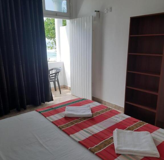 חדר דלוקס צדדי נוף לים, White Surfing Beach Resort