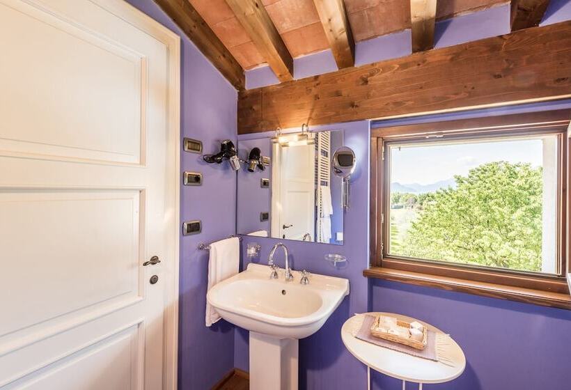 اتاق سوپریور با وان آب گرم, Agriturismo Ca Del Lago