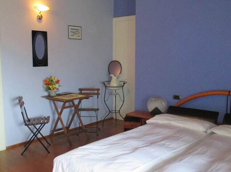 اتاق سوپریور با وان آب گرم, Agriturismo Ca Del Lago