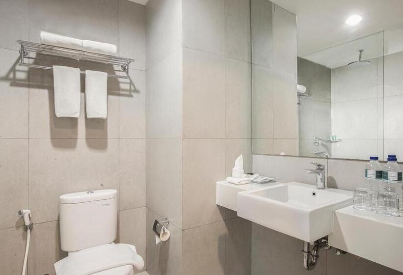 Номер Стандарт Смежный, Khas Makassar