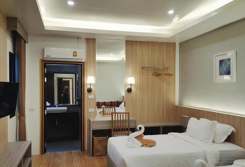 Семейный Номер, Simple Life Cliff View Resort