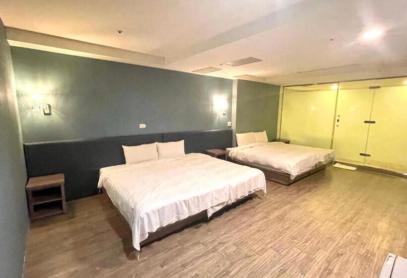 デラックスファミリールーム, Walker Hotel   Zhengyi