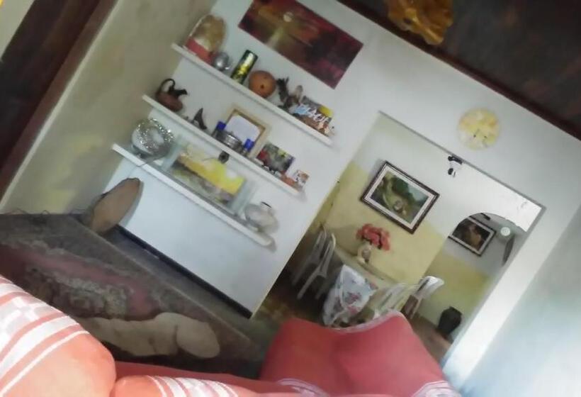 Семейный Номер, Praieiro Hostel Albergue
