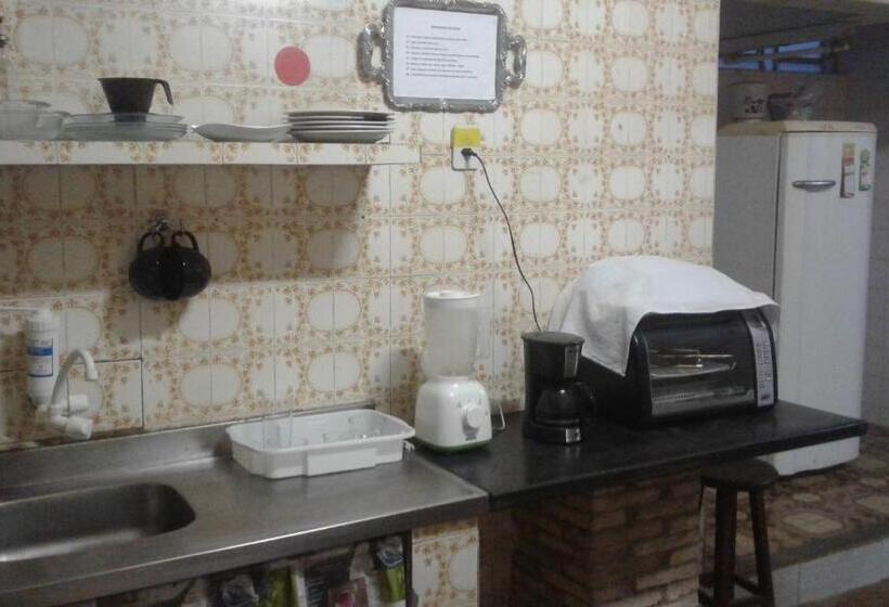 اتاق عادی, Praieiro Hostel Albergue