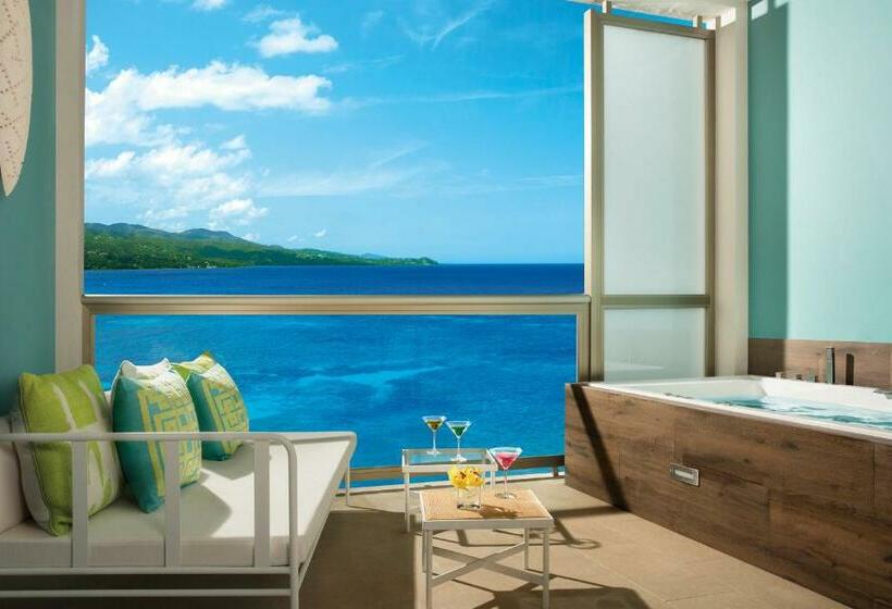 Club Room King Bed, Breathless Montego Bay