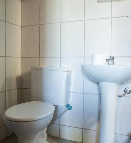 تختخواب در اتاق مشترک, Sambaqui Hostel