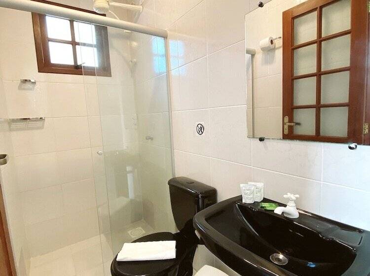 Quarto Estandar, Are Hotel Brunello
