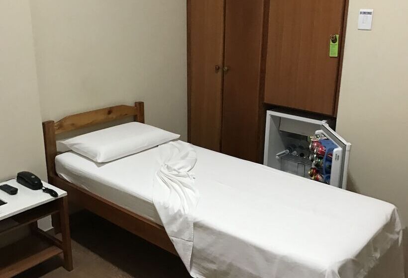 Номер Deluxe, Qualyleste