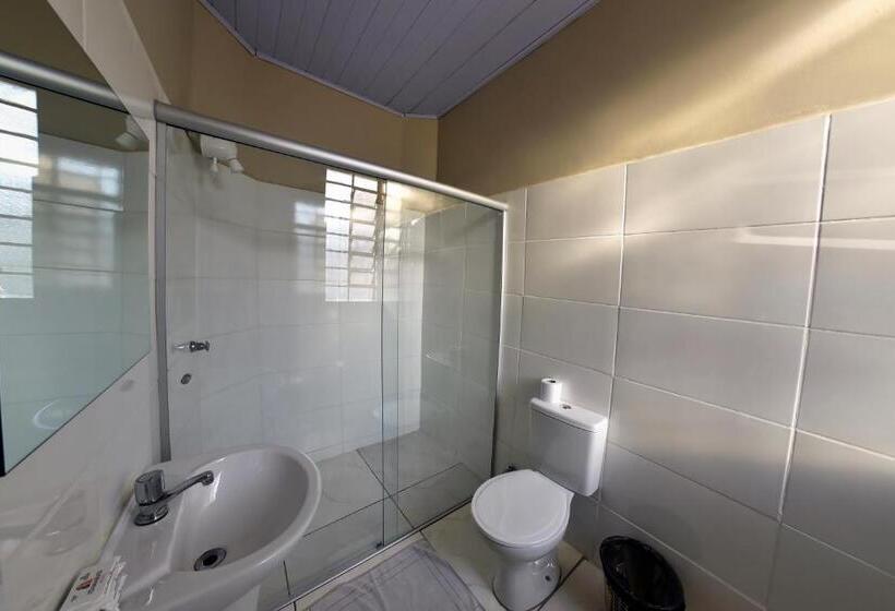 4 Bett Deluxe Zimmer, Itamarati