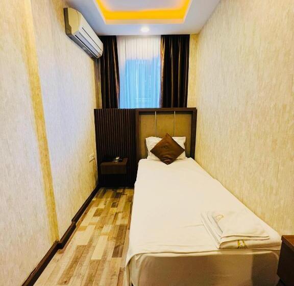 اتاق استاندارد یک نفره, Liman