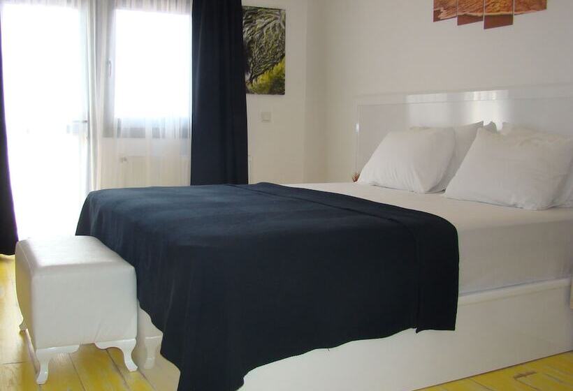 带城市景观的标准间, Urla Yelken Hotel   Adults Only