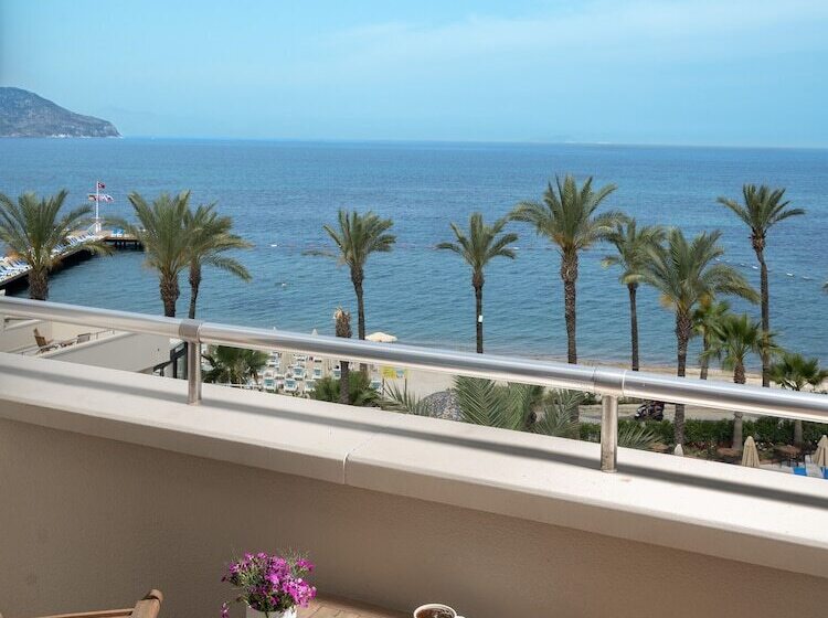 Quarto Estandar Vista Mar, Arin Resort Bodrum