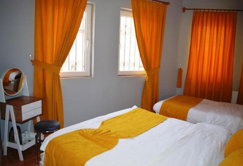 Номер Стандарт Трехместный, Hostel Terra Vista