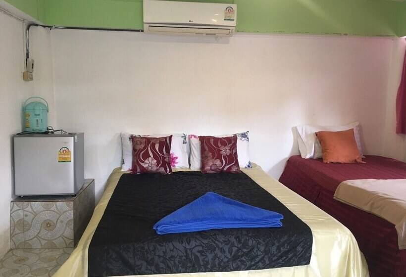 スーペリアトリプルルーム, Pink Easy Homes Koh Phangan