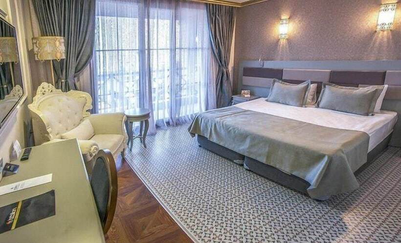 اتاق استاندارد با چشم‌انداز کوهستان, Babillon Hotel Spa & Restaurant