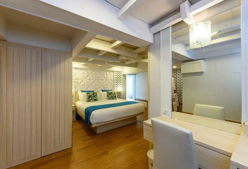 اتاق خانوادگی با چشم‌انداز دریا, Maldives Beach Resort