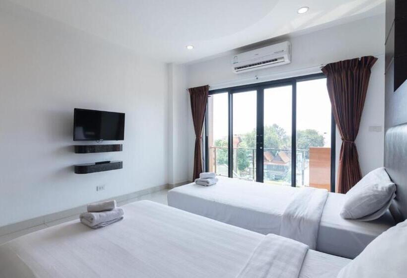 اتاق لوکس, Tribe Pattaya Sha Certificated