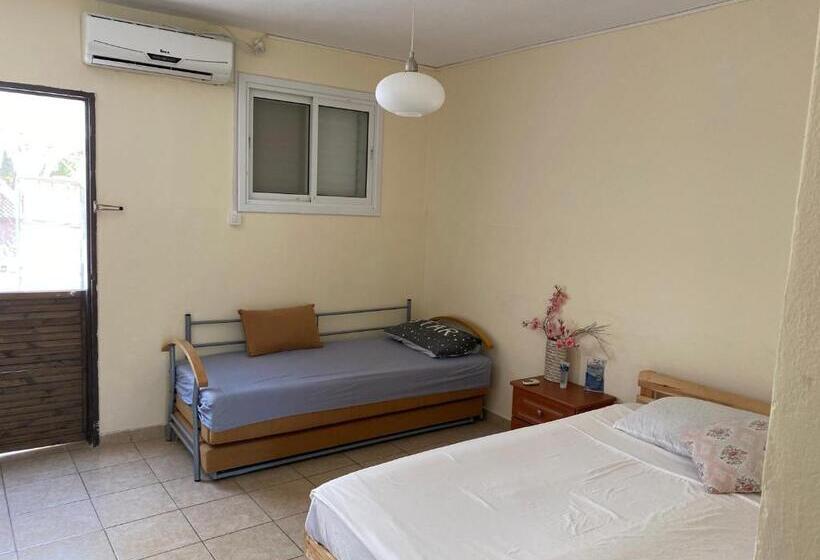 침실 1개 주택, Zimmer Dora