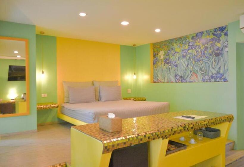 Бунгало Стандарт, Le Divine Comedie Beach Resort