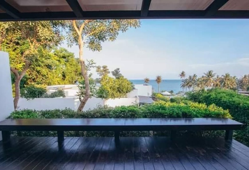 سوییت با چشم‌انداز دریا, Seanery Beach Resort
