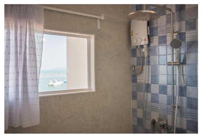 سوییت با چشم‌انداز دریا, Seashell Village Resort