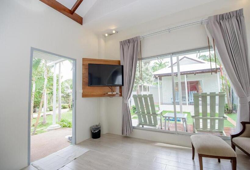 اتاق استاندارد با تخت بزرگ, Seashell Village Resort