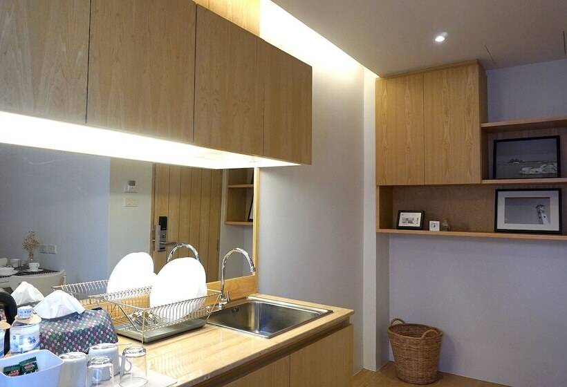 آپارتمان لوکس 1 خوابه, Benri Sriracha Residence