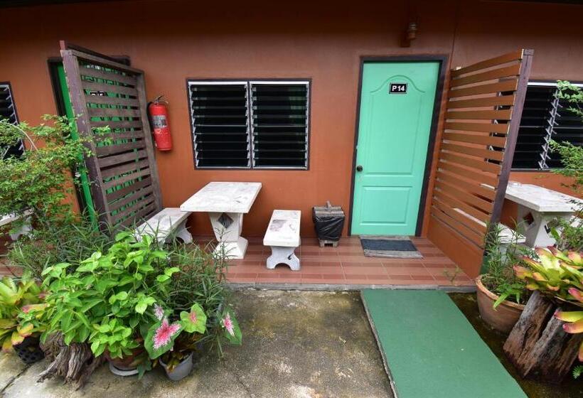 اتاق استاندارد سه نفره, Mukda Guesthouse