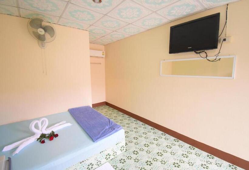 اتاق استاندارد چهار تخته, Mukda Guesthouse