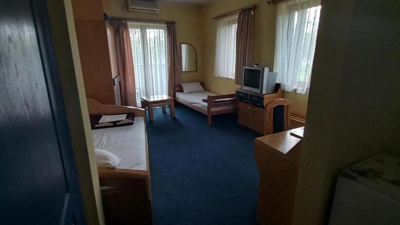 إستوديو ديلوكس, Garni Hotel Lupus