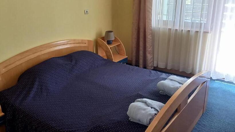 شقة غرفة واحدة, Garni Hotel Lupus