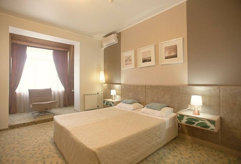 标准间, Crona Medical & Spa