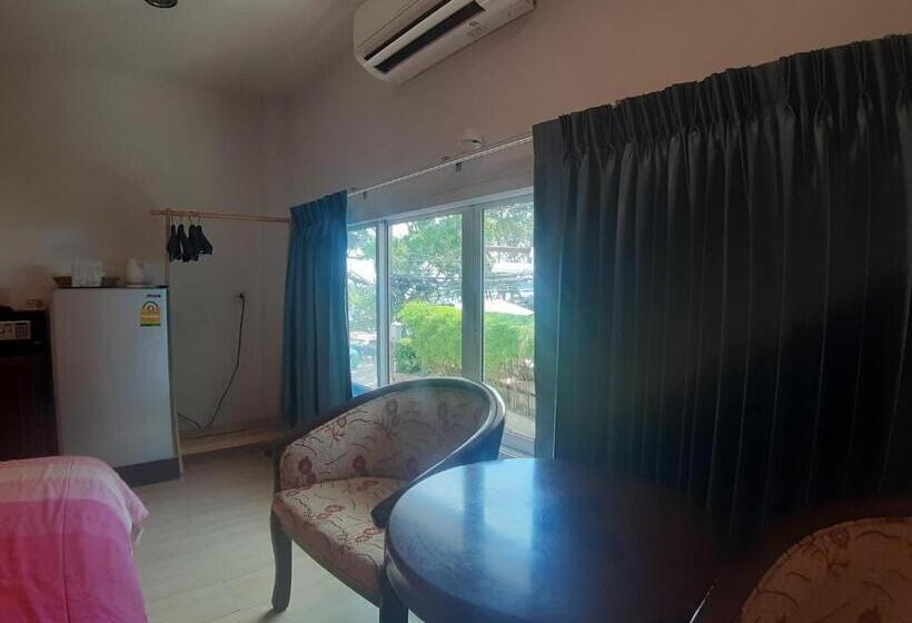 이코노미 룸, Nong Nuey Rooms