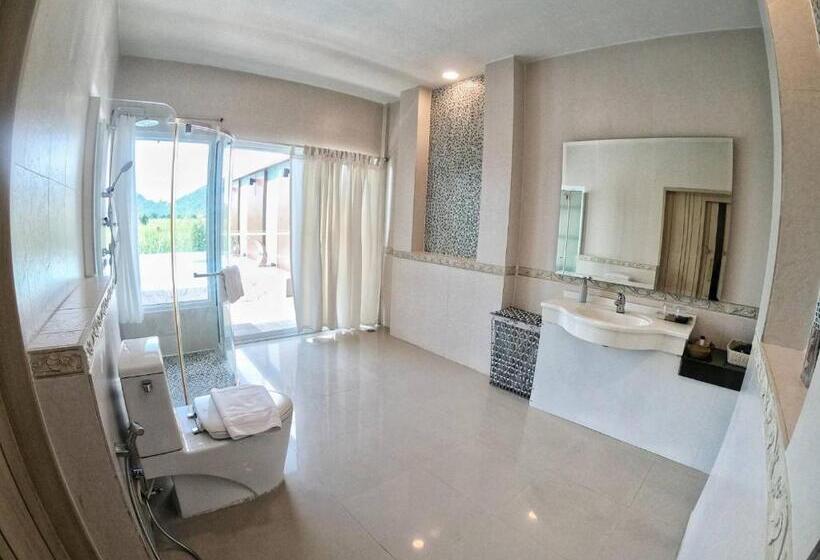 جناح مزود بحمام سباحة, The Vista Pool Villa