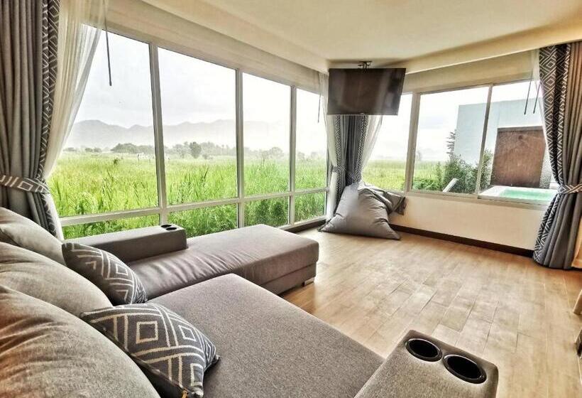 جناح مزود بحمام سباحة, The Vista Pool Villa